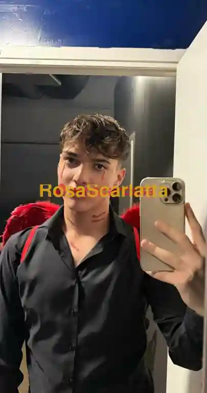 Foto 3 di Edoardo, gigolò a Brescia