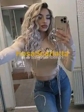 solo raggiungo new new reale come poche!! amo fare le cose con calma e senza fretta un'ora 2 venute baci in bocca culo stretto mi faccio