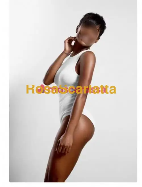 Foto 2 di escort a Milano