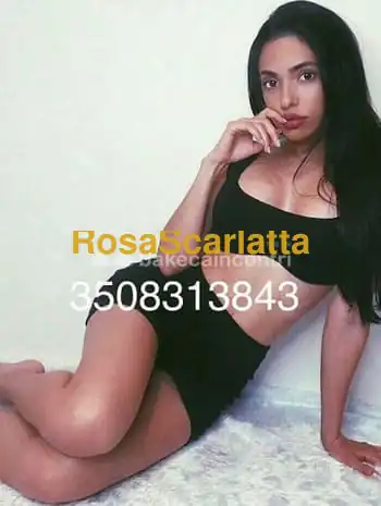 mia 24 enne bellissima mora snella , ti ricevo in lingerie sexy e tacchi alti