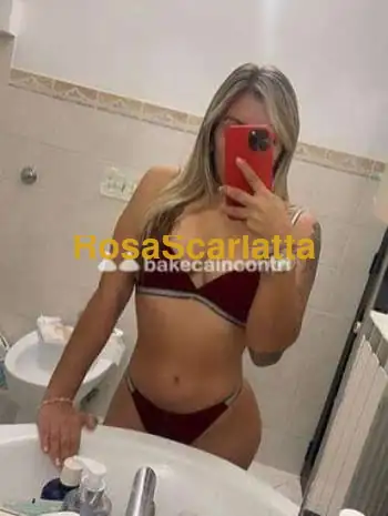 appenna arrivatalaura in citta bella studentessa completissima