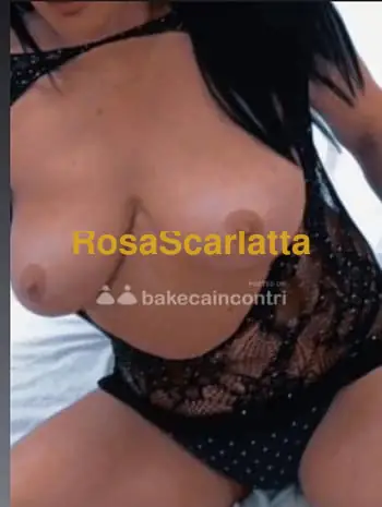 ivet bella mora dalle curve super sexy