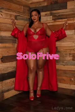 LUSCIOUS LISA