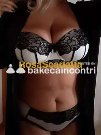 la specialita' mia e' il bocchino - squirting e pioggia dorata - completissima - massaggi - ambiente pulitissimo e riservato - tutto con calma