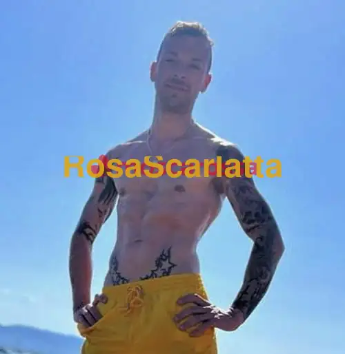 Foto 2 di Porcoromantico, gigolò a Modena