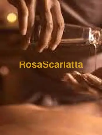 Massaggiatrice trans