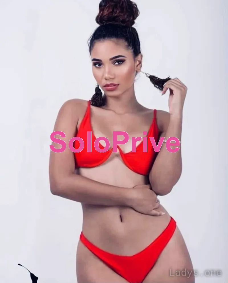SAMANTHA
