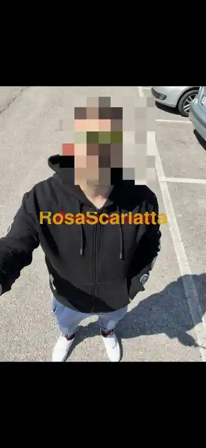 Foto 3 di Santi, gigolò a Pordenone