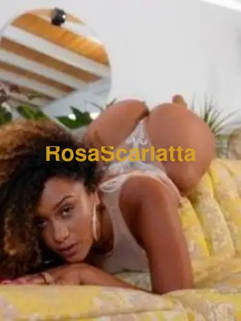 Giocherellona allegra e sexy