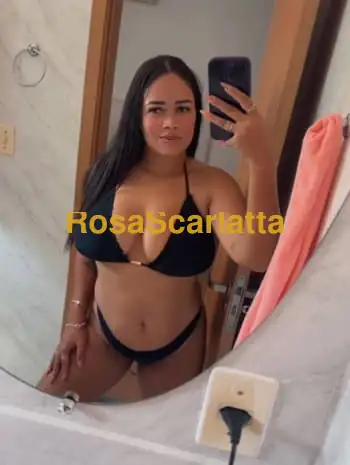 prima volta in citta foto reali.....la regina del pompino e non solo ... senza limiti .. una vera porcellina