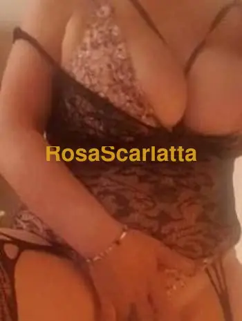 Casalinga milf porcellina