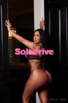 LOLA BANKS