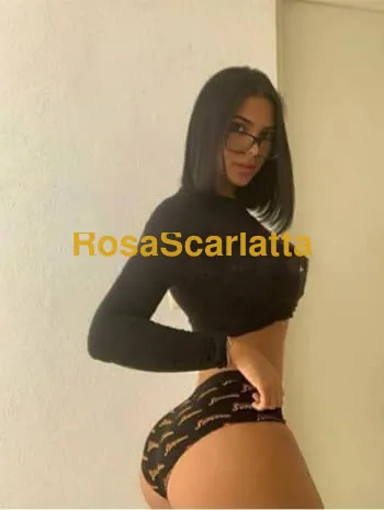 carolina novita di passaggio nn capita tutti giorni trovare una sexy e simpatica come me ...