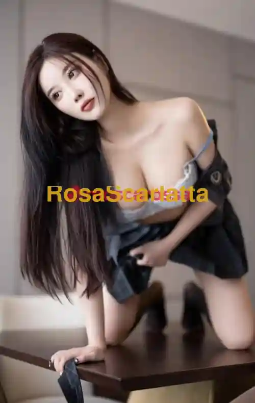 Foto 3 di escort a Trino