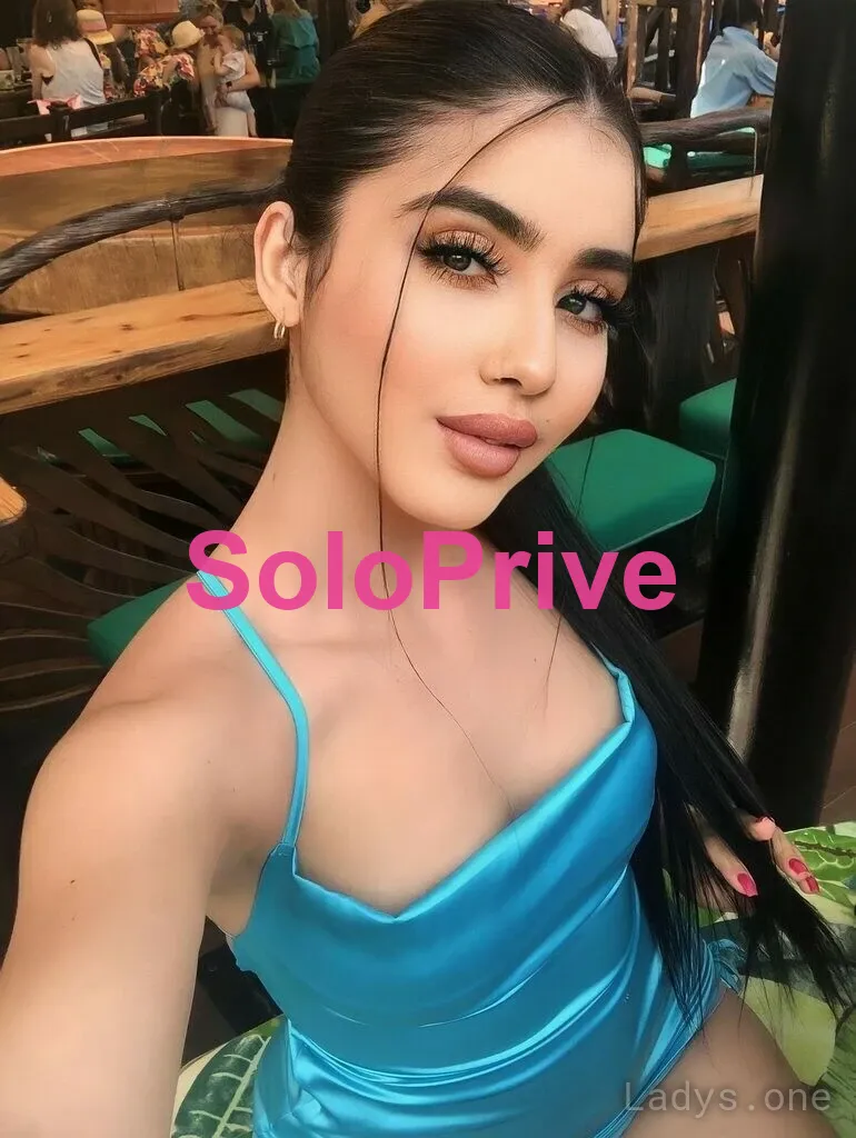 Zoe