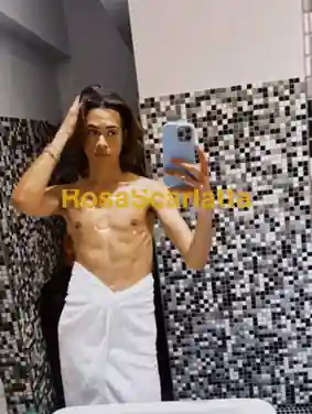 Foto 1 di Iannis, gigolò a Roma