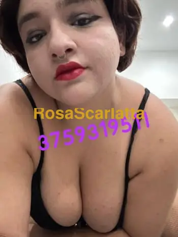 magenta...
estrema abby...
una padrona bellissima
una mister unica
completissima....
ti aspetto non te ne pentirai!