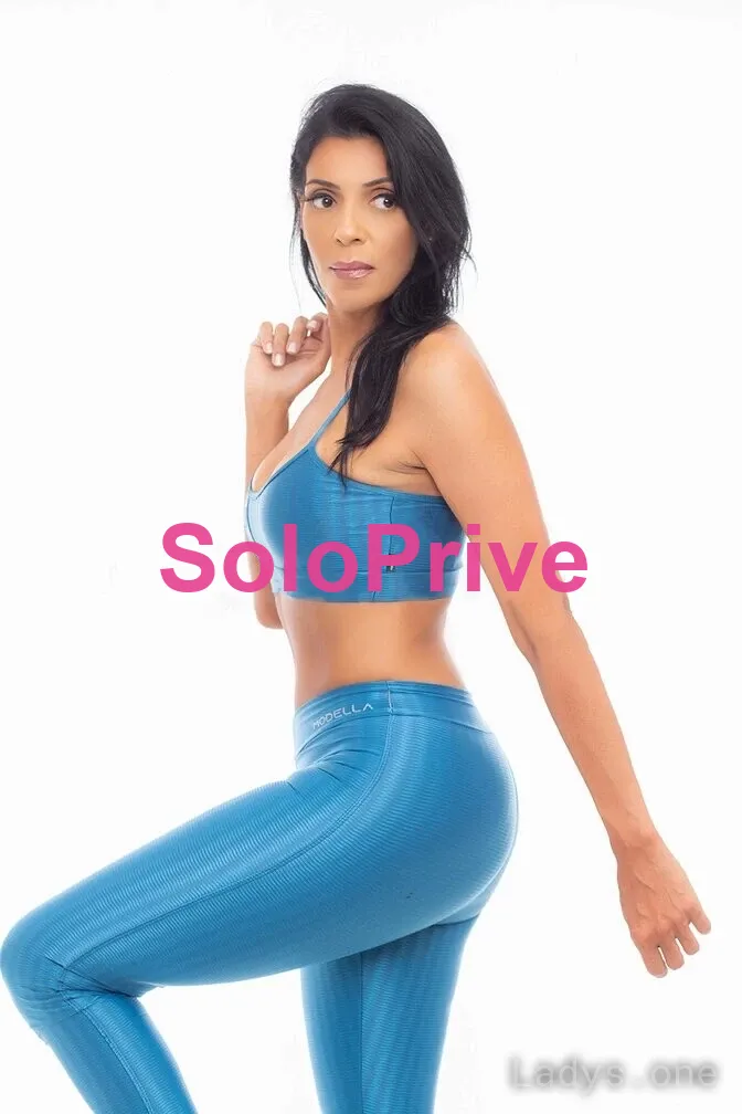 MANUELLA PRADO