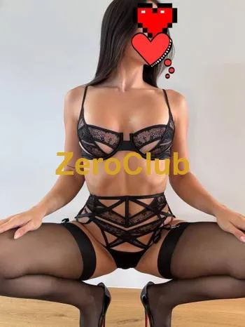 jessica ragazza  mista lituania e ungherese 26 anni.