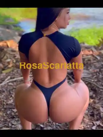 prima volta in italia foto reali dolce bella calda
